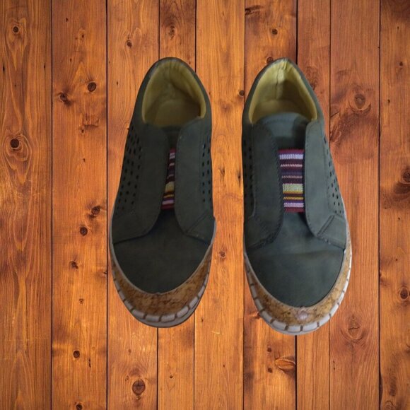 Shoes - Women's Size 9-9.5? Slip On Multicolored Loafers Casual Shoes